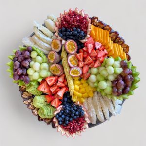 מגש פירות ענק