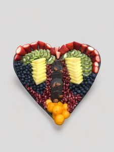 מגש פירות לב