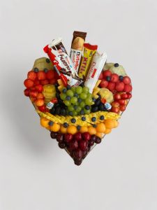 מגש פירות ושוקולדים